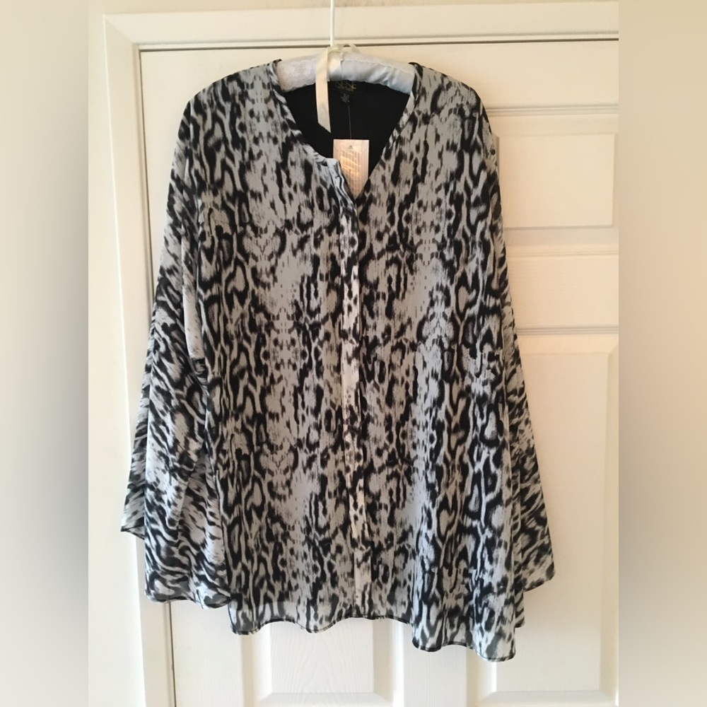 Sz 3X cape blouse, new with tags